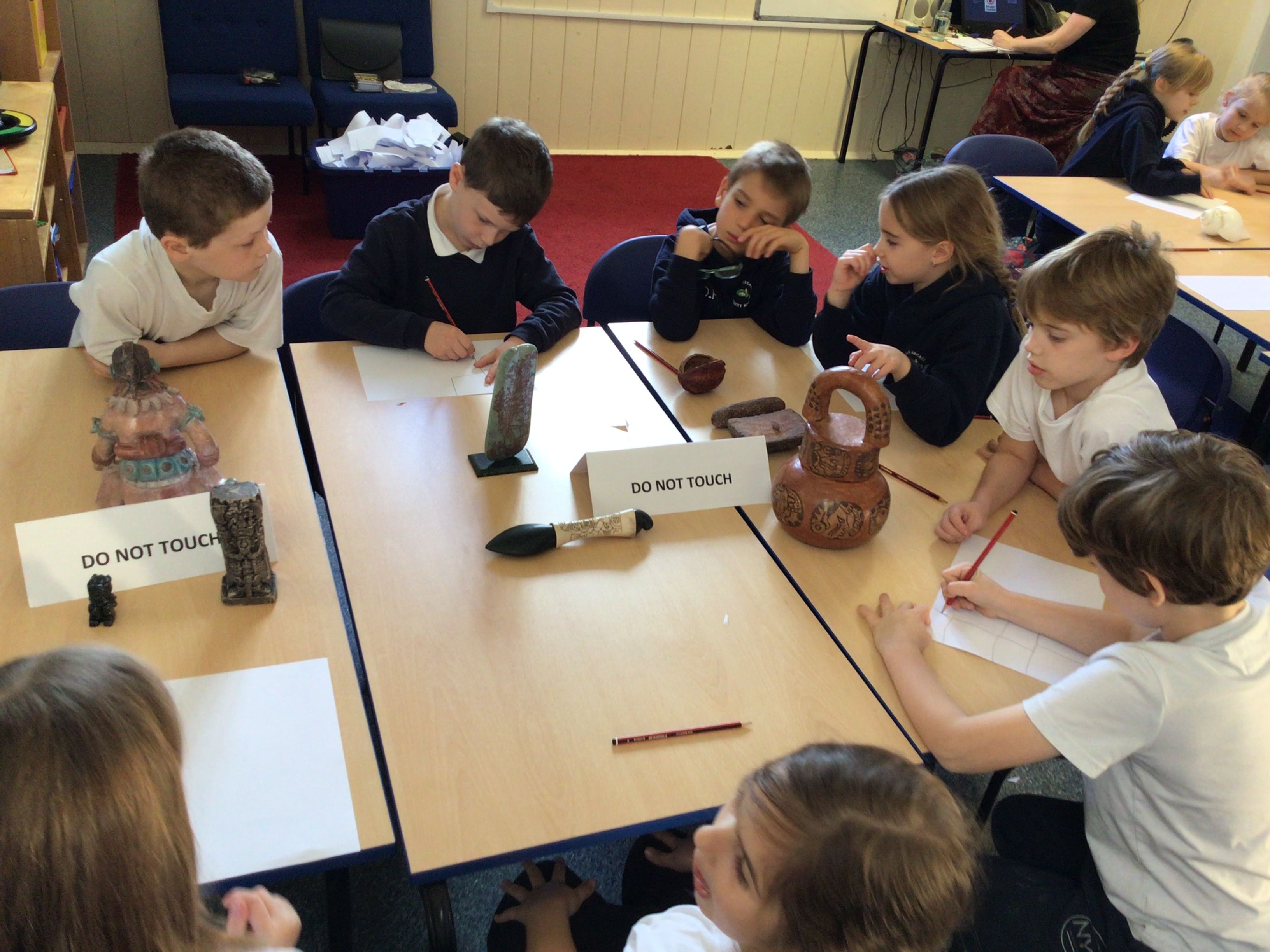 Class 3 used artefacts to investigate how the Maya civilisation lived.